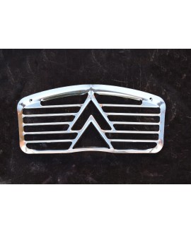 Aluminum radiator grille until 1964