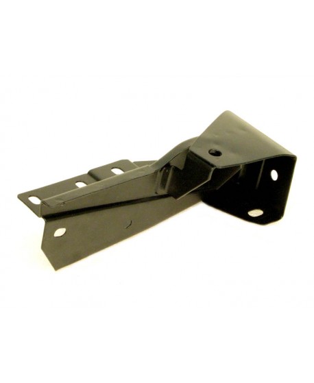 Front right bumper support