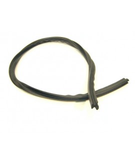 Tailgate upper cross gasket